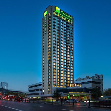 Holiday Inn Shanghai Huaxia By Ihg - Overlooking City Scenery At Sky View Restaurant Εξωτερικό φωτογραφία