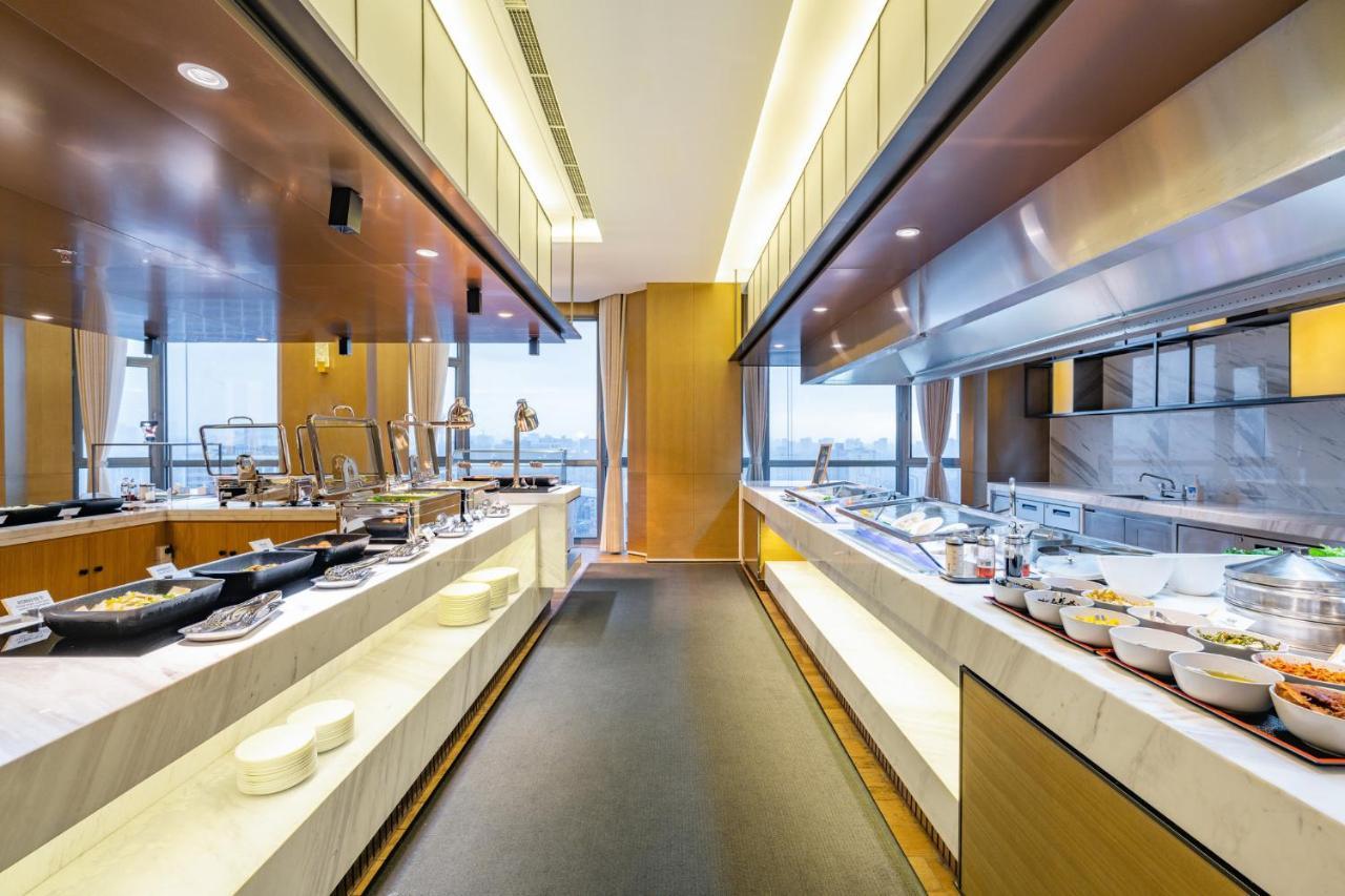 Holiday Inn Shanghai Huaxia By Ihg - Overlooking City Scenery At Sky View Restaurant Εξωτερικό φωτογραφία