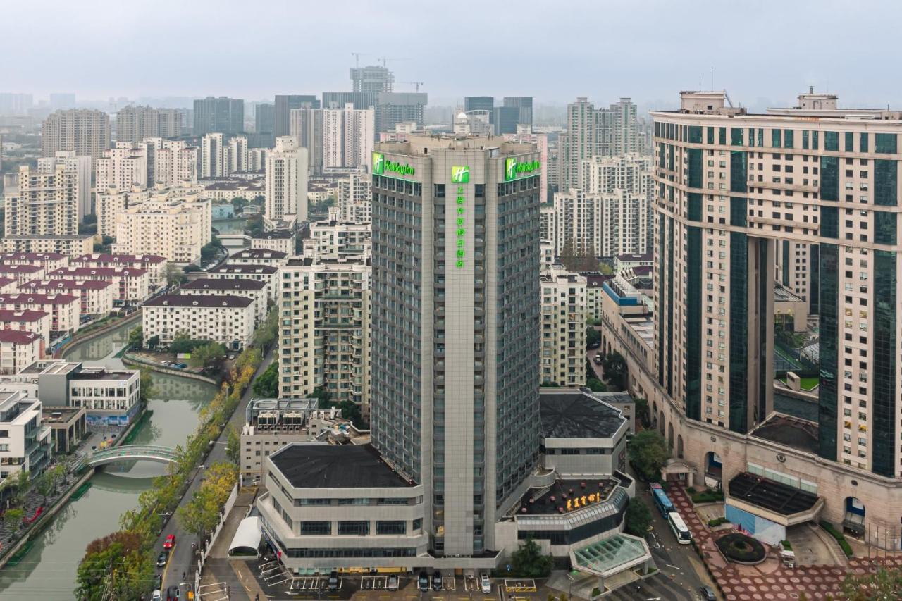 Holiday Inn Shanghai Huaxia By Ihg - Overlooking City Scenery At Sky View Restaurant Εξωτερικό φωτογραφία
